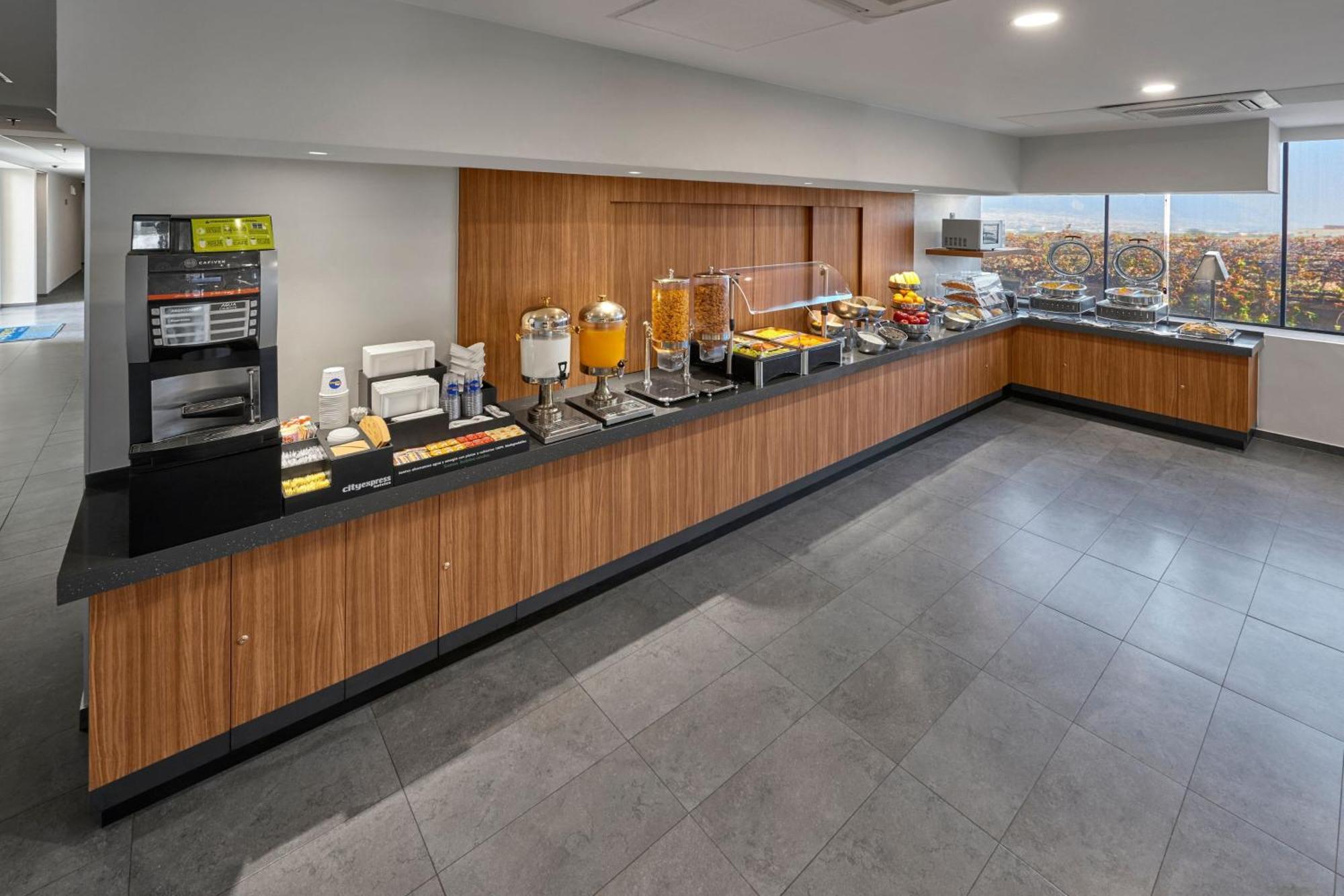 City Express By Marriott Monterrey Santa Catarina Екстер'єр фото